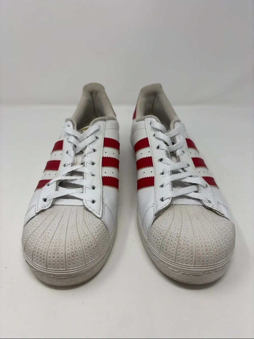 Adidas | 9 superstar Classic White Sneakers with Red Stripes
